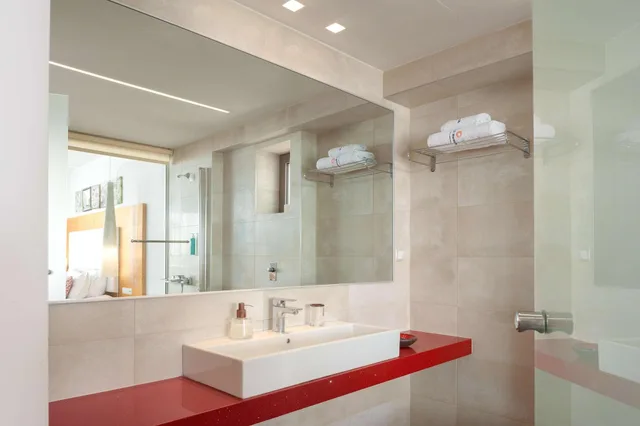 2 Bedrooms, Grand, Deluxe, Suite, Beach Side, 2 Bathrooms، High Beach Resort & Spa 4/4