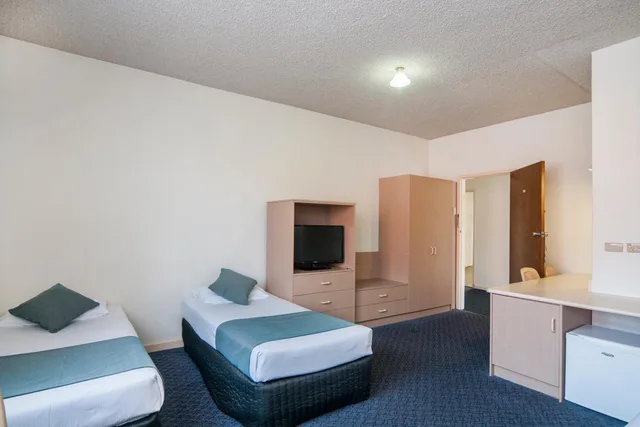 غرفة عائلية، Comfort Inn Regal Park 1/4