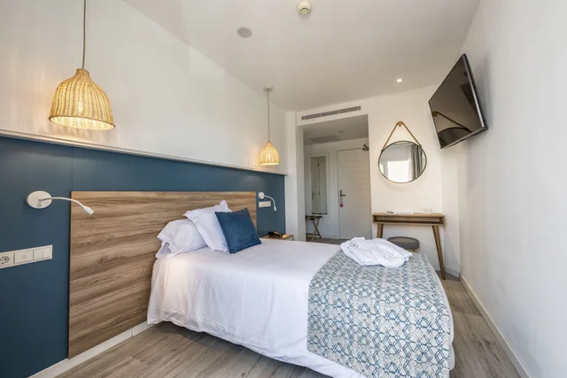 Room, Single, Balcony, THB Gran Bahia 6/10