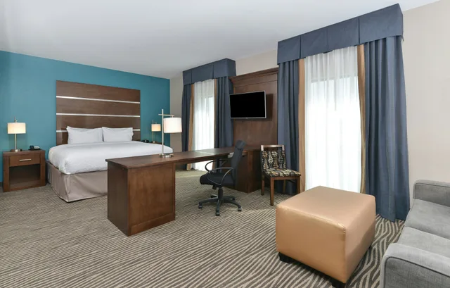 استوديو بسرير كينج بإطلالة على النهر، Hampton Inn Suites Des Moines Downtown 1/4