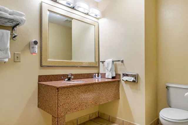 غرفة قياسية بسريرين كوين، Quality Inn Jacksonville Near I-72 10/10