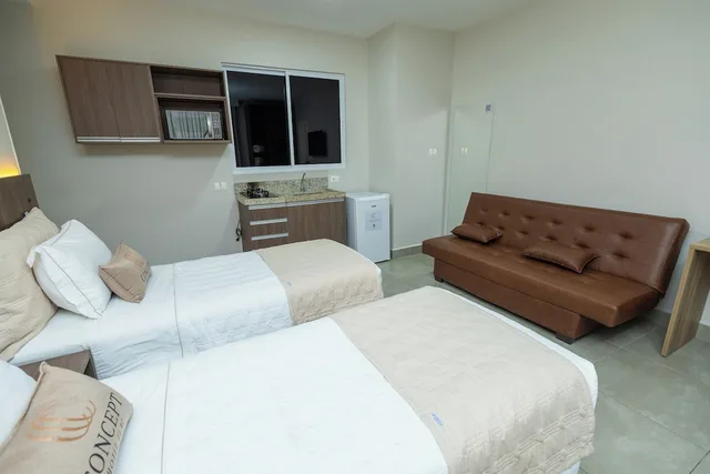 غرفة قياسية رباعية بسرير مزدوج وسريرين منفصلين، Concept Hotel Flat 7/10
