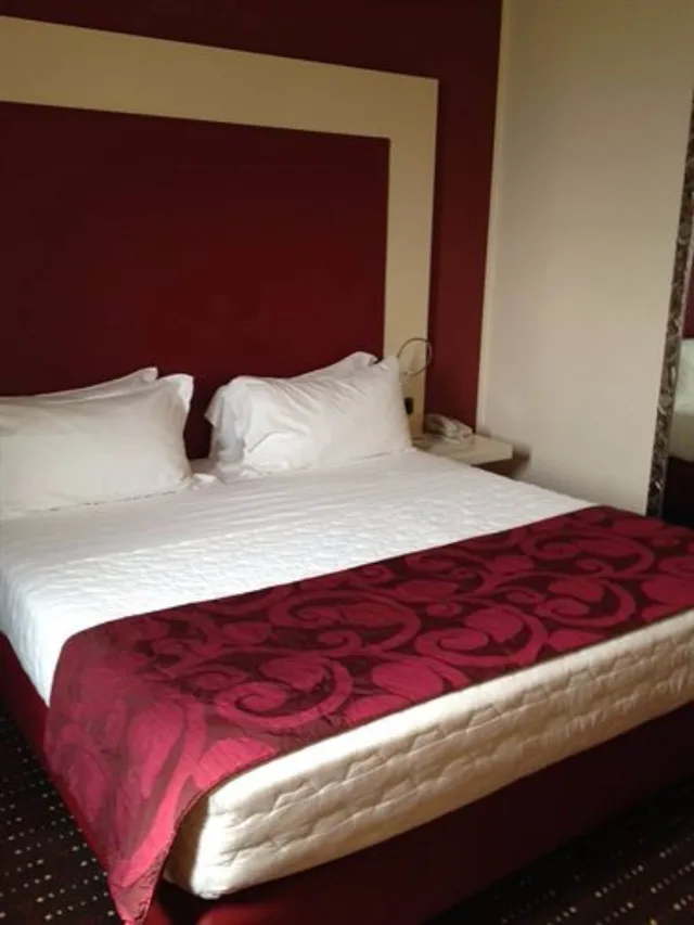 جناح جونيور بسرير كينج، Grand Hotel Mattei 2/4