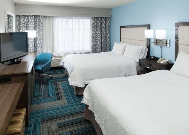 استوديو بريميوم بسريرين كوين، Hampton Inn San Diego Downtown 1/2