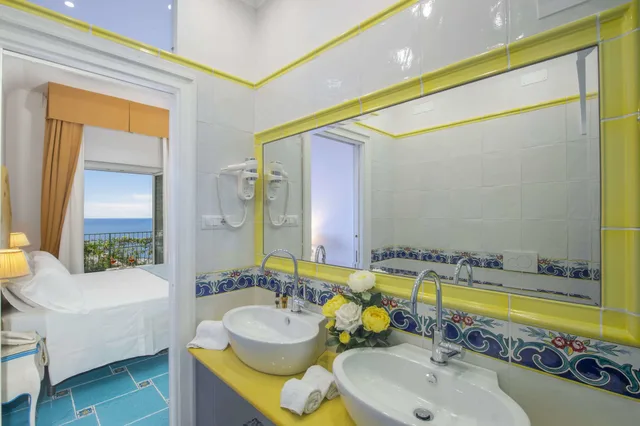 غرفة ديلوكس ثلاثية بسرير كينج، Hotel Pellegrino 4/4