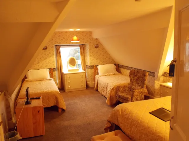 غرفة عائلية بسرير مزدوج وسريرين منفصلين بغرفة نوم واحدة، The Darnley Hotel 1/1