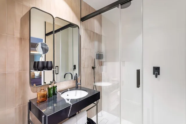The Level, King Bed, Alhambra View، Melia Granada 5/5