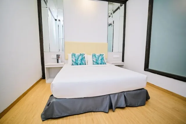 غرفة قياسية بسرير كوين، Kingston Hotel 5 @ Chow Kit 3/4