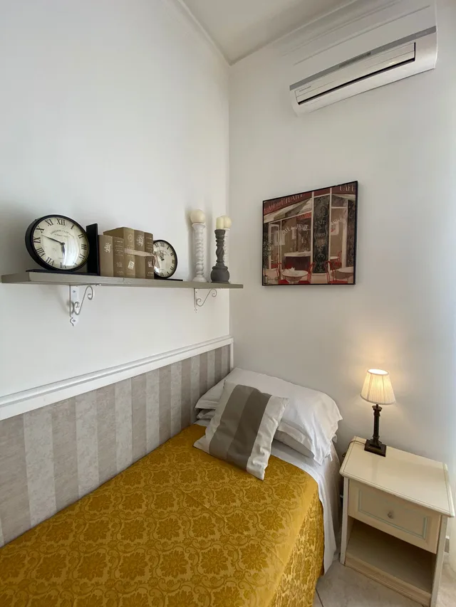 غرفة رباعية، Hotel Europeo 2/6