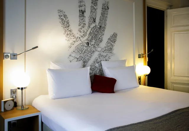 غرفة بريميوم بريفيليج بسرير كوين مع أريكة، Mercure Lyon Centre Chateau Perrache 5/9