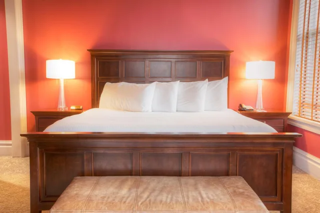 جناح بسرير كينج، Montvale Hotel 9/10