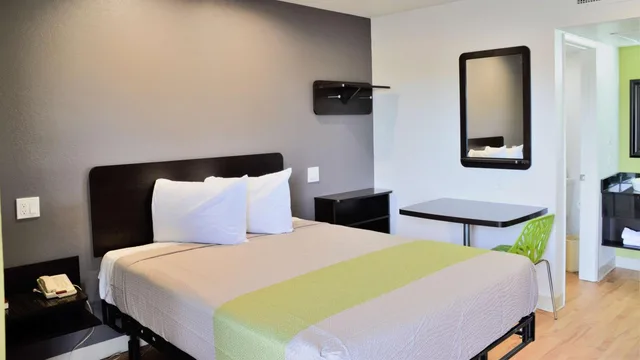 غرفة ديلوكس رباعية، Studio6 Buttonwillow, CA 2/10