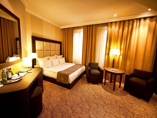 غرفة ديلوكس بسرير كينج، National by Stellar Hotels, Yerevan 2/8