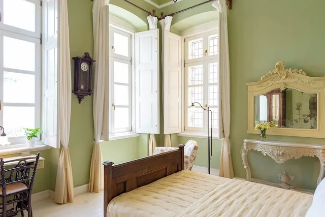 1 Bedroom, Royal, Double Bed, Bay View، Villa Maria 4/8