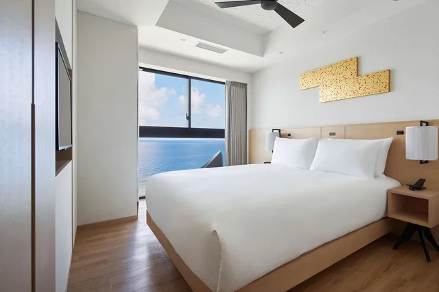 جناح بريميير بإطلالة على البحر بـ3 غرف نوم، The Beach Resort Sesoko by Hilton Club 2/3