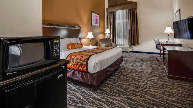 غرفة قياسية بسرير كوين لذوي الإعاقة، Best Western Plus Battle Ground Inn & Suites 1/5