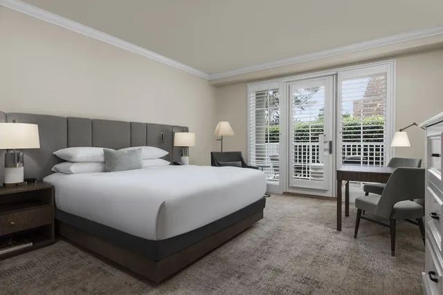 1 Bedroom, Pacific, Suite, King Bed, Accessible، L'auberge Del Mar 1/3