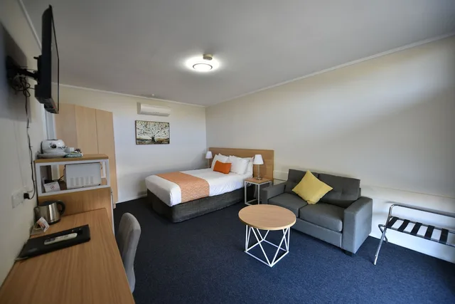 غرفة قياسية بسرير كوين، Comfort Inn and Suites Lakes Entrance 6/7