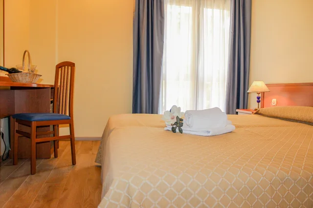 غرفة بسريرين منفصلين، Centinera Resort 1/2