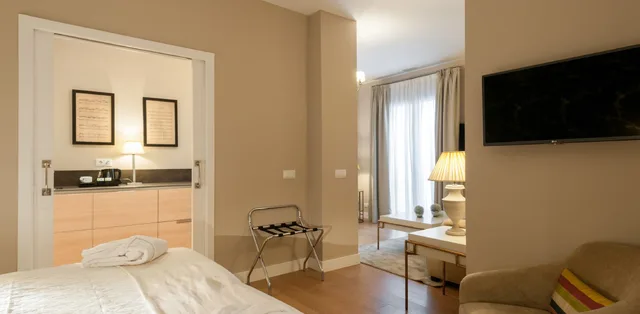 جناح سوبيريور بسرير كينج مع أريكة، Suites Murillo Segovias 4/7