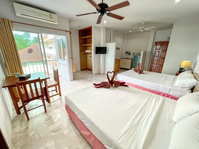 استوديو ديلوكس بسريرين مزدوجين بإطلالة على البحر، SR Sea View Apartments (ex NC Residence) 1/4