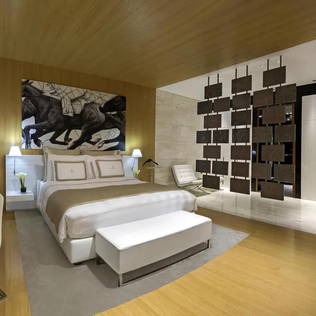 1 Bedroom, Diplomat, Suite, King Bed، La Cigale Hotel 2/6