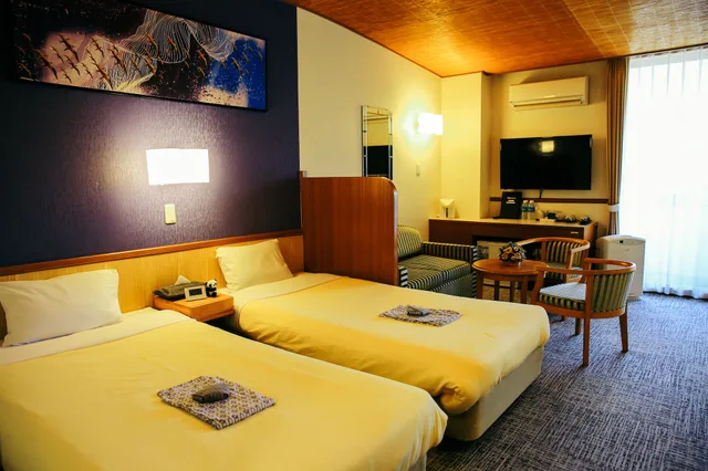 غرفة عائلية رباعية بأربعة أسرّة بإطلالة على البحر، Shinnishiki Hotel 3/6