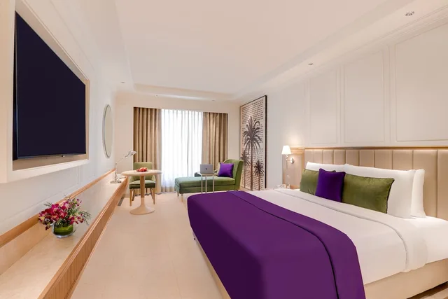 غرفة تنفيذية بسرير كينج، Aurika by Lemon Tree Hotels, Mumbai International Airport 1/4
