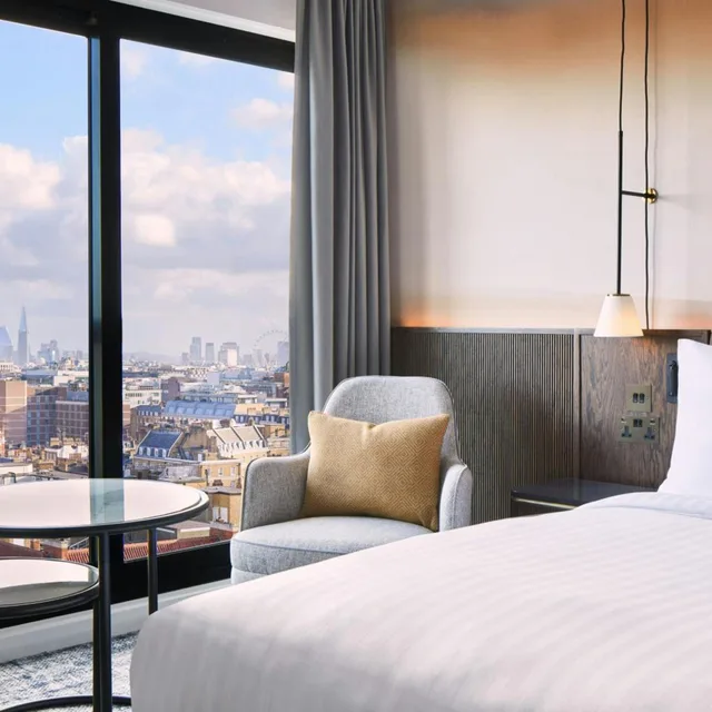 Superior, Executive, King Bed, London Marriott Hotel Marble Arch 6/9