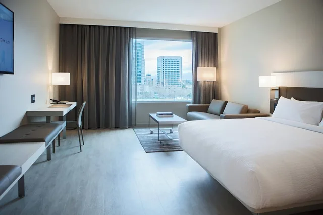 جناح بسرير كينج مع أريكة، Ac Hotel San Jose Downtown 1/2