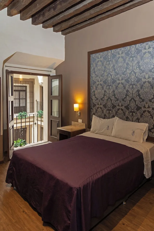 Room, Single, Queen Bed, Hotel Gala 2/3