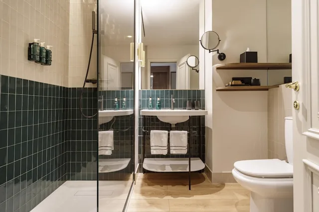 Connecting, Melia, King Bed، Melia Milano Hotel 7/9