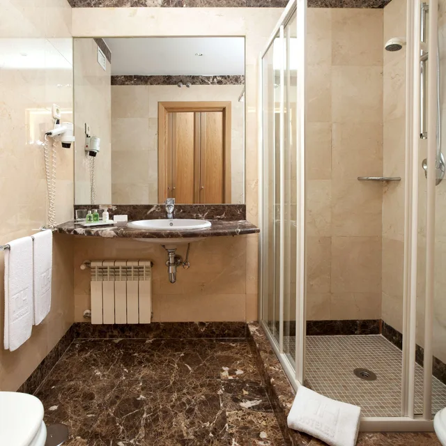 غرفة قياسية، Crisol Leganes 4/4
