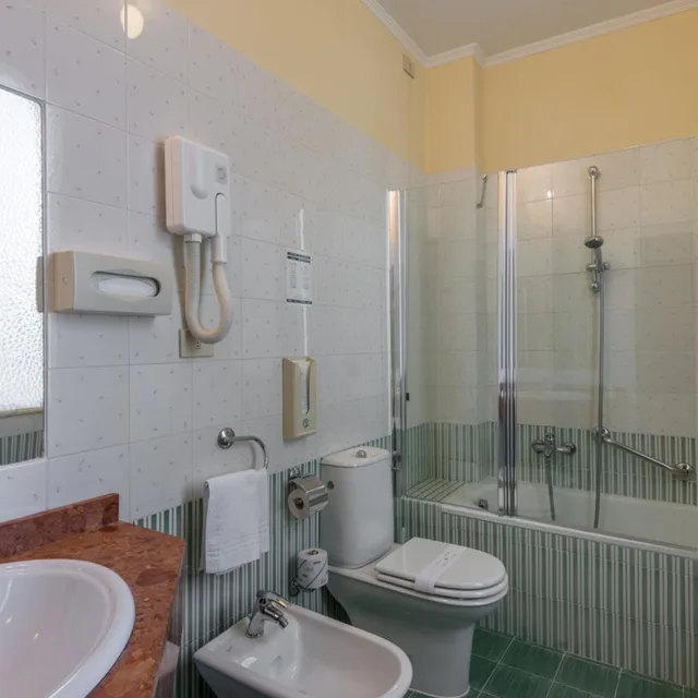 غرفة قياسية ثلاثية، Minerva Palace 6/6