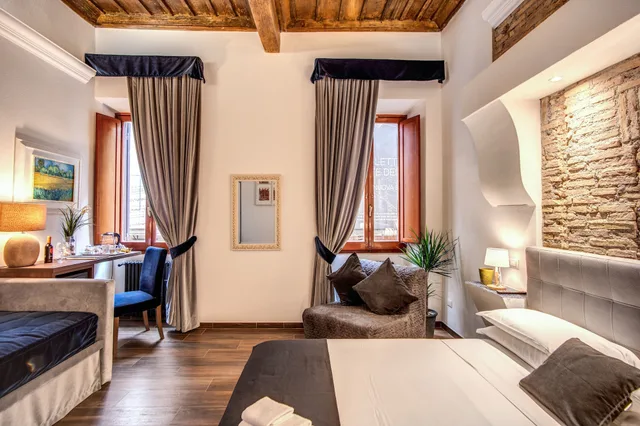 جناح جونيور بسرير مزدوج وسرير فردي مع أريكة، Tritone Top House 8/10