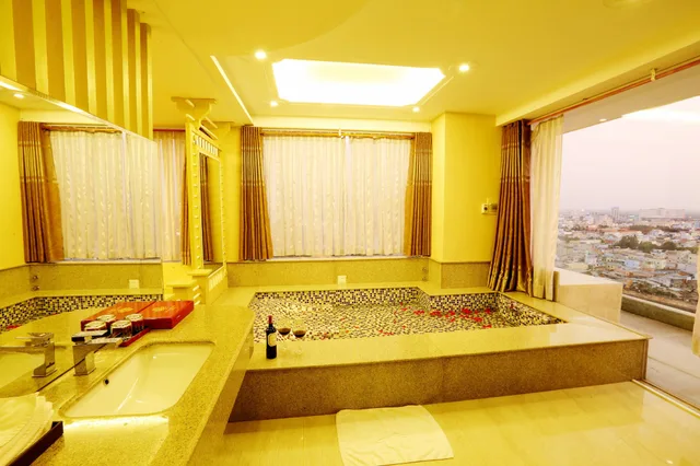 Penthouse, Suite, King Bed، Holiday One Hotel 6/6