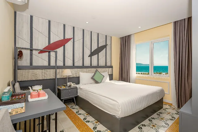 Deluxe, Queen Bed, Sea View, No Balcony، Le House Boutique Hotel 2/2