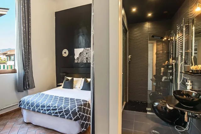 غرفة بسرير كوين، Il Mercato Centrale B&B 2/3