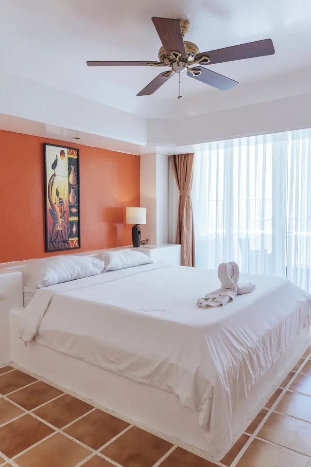 غرفة سوبيريور بسرير كينج، Calypso Beach Dive Resort 4/10