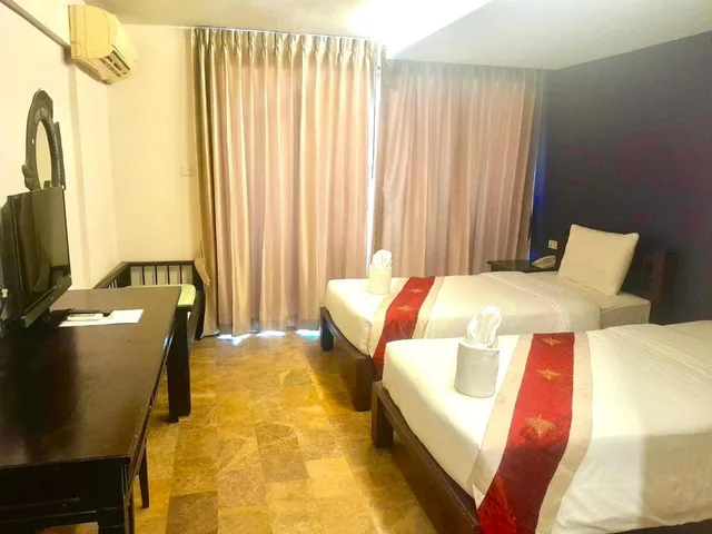 Superior, Twin Beds, All Together Suite 1/4