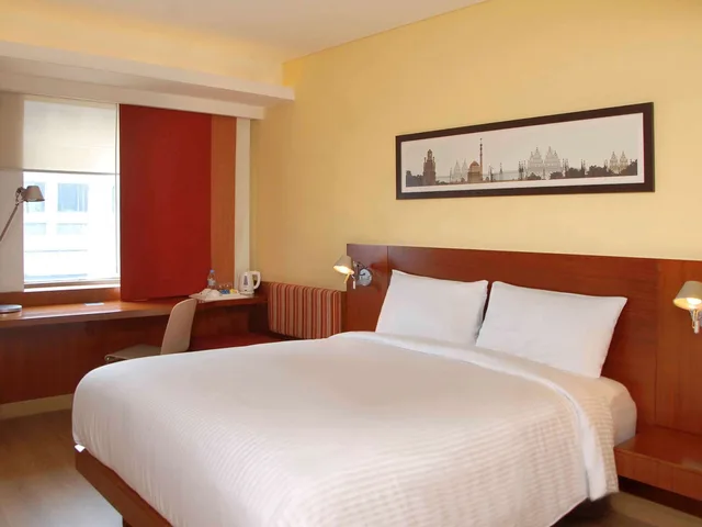 Standard Room Queen Bed with Extra Benefits، Ibis Delhi Airport 9/10