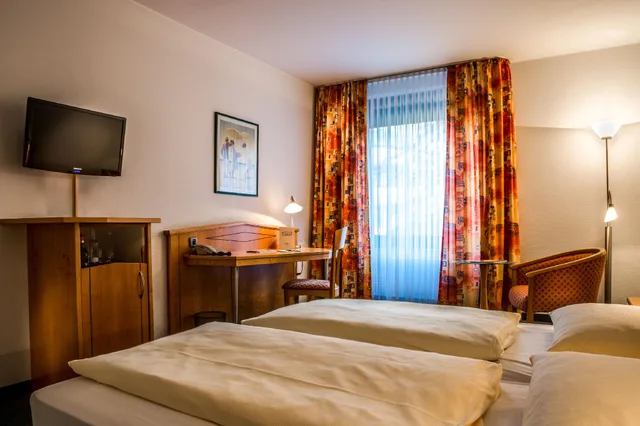 غرفة، Hotel Panorama Hamburg-Harburg 1/2
