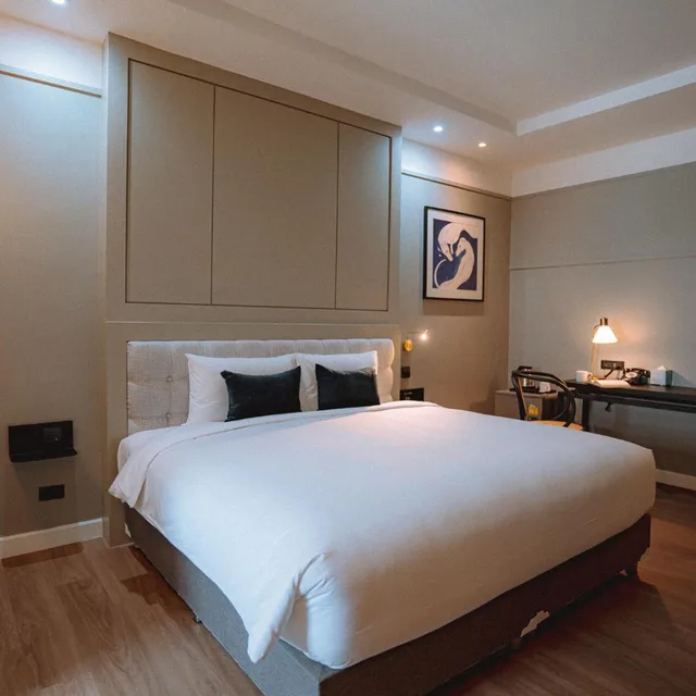 غرفة بسرير كينج بحمام خاص، Thomas Bangkok Hotel 3/10