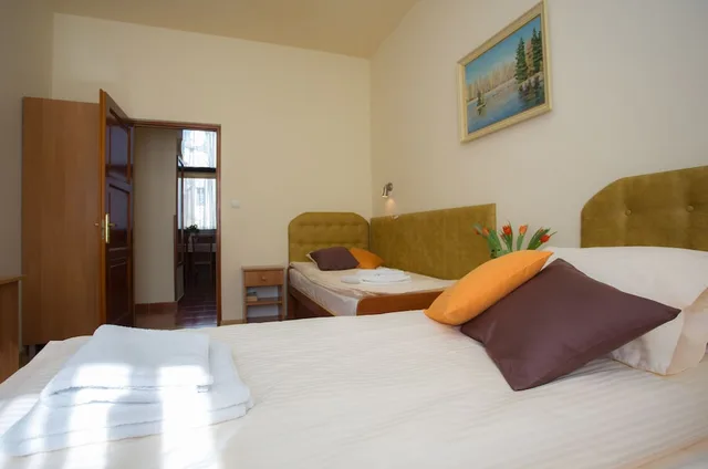 شقة عائلية بسريرين مزدوجين بغرفتي نوم، Kazimierz S Secret Apartments 9/10