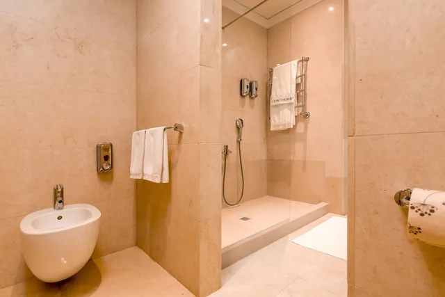 غرفة سوبيريور بإطلالة على الحديقة بشرفة، Smy Carlos V Wellness & Spa Alghero 3/3