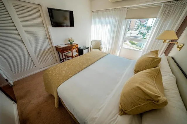 غرفة سوبيريور بسرير مزدوج بإطلالة على البحر، Hotel Iruna 4/7