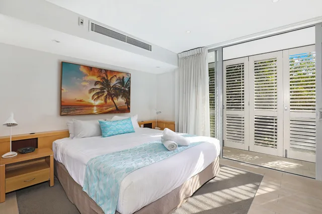 3 Bedrooms, Apartment, Double and Twin Beds, Two Story، The Rise Noosa 6/10