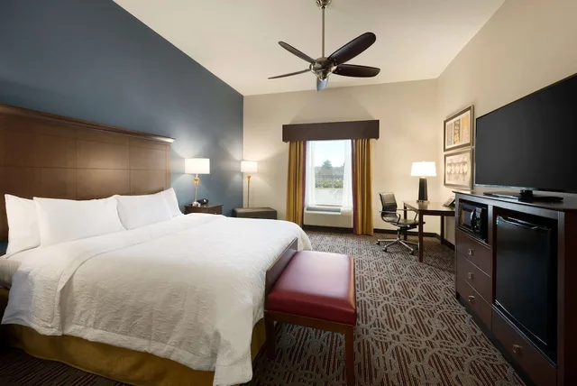 جناح بسرير كينج، Hampton Inn West Monroe 2/10