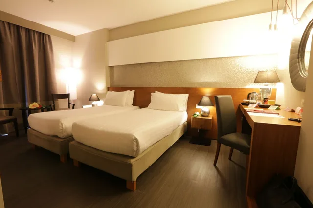 غرفة ديلوكس بسريرين منفصلين، Admiral Park Hotel 2/4