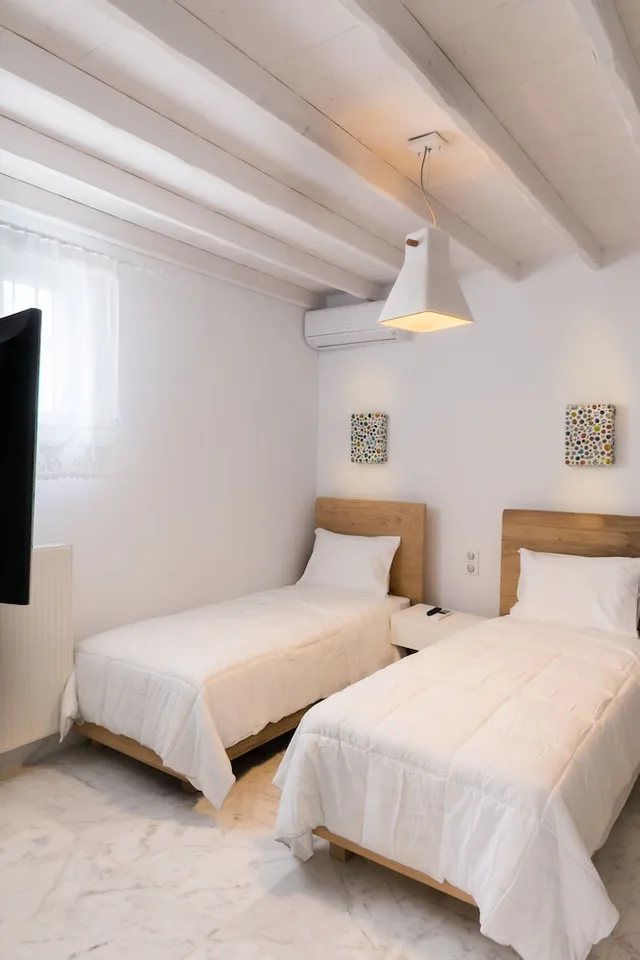 2 Bedrooms, Romantic, Villa, Queen and Twin Beds, Pool Side, Kitchen، Imarkellis Boutique Villas 1/2